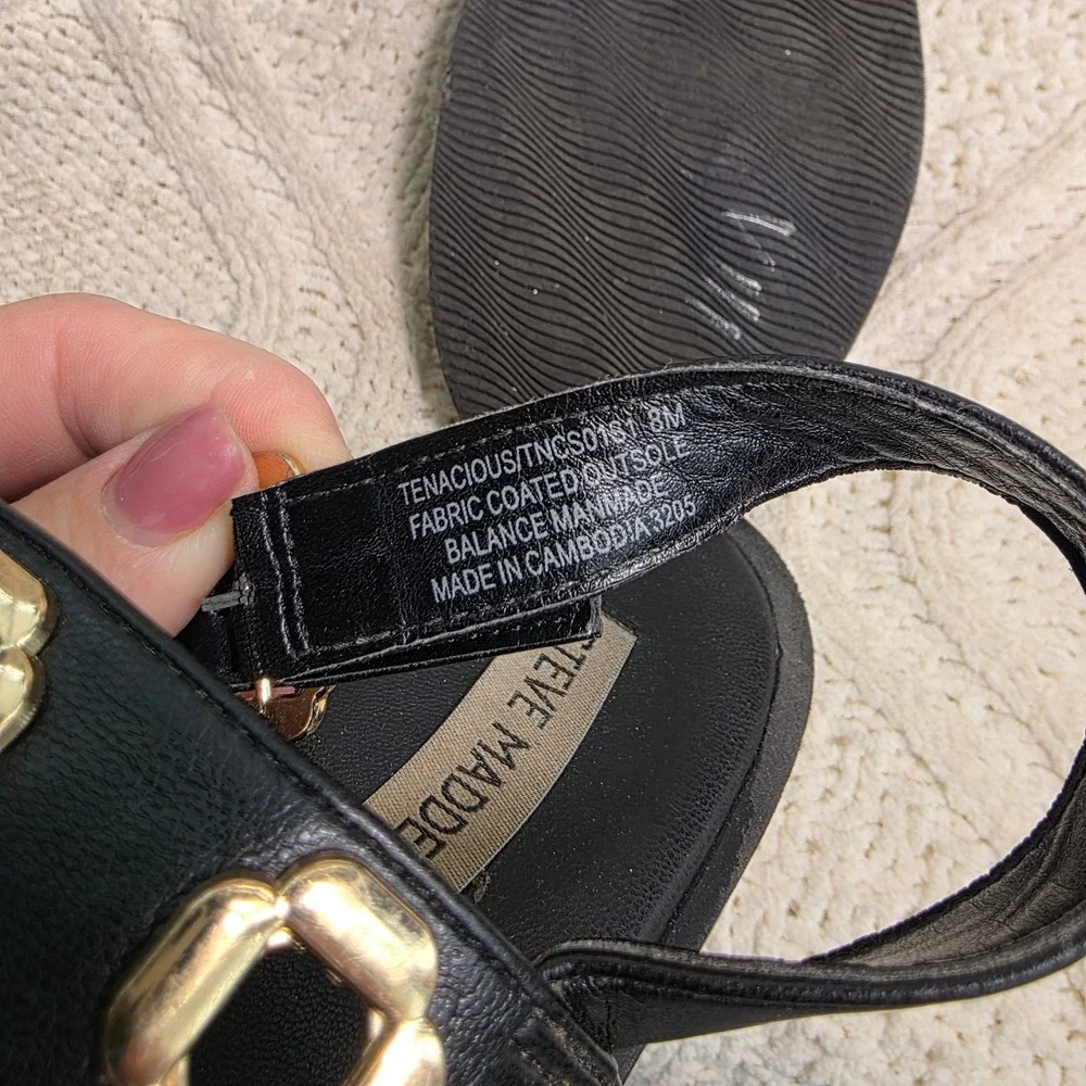Steve Madden Flatform Platform Sandals Black Gold Rivet Milan Women 8M Excellent